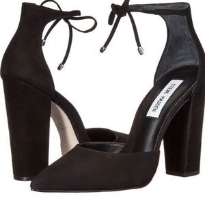 Steve Madden Pampered Black Heel Size 8
